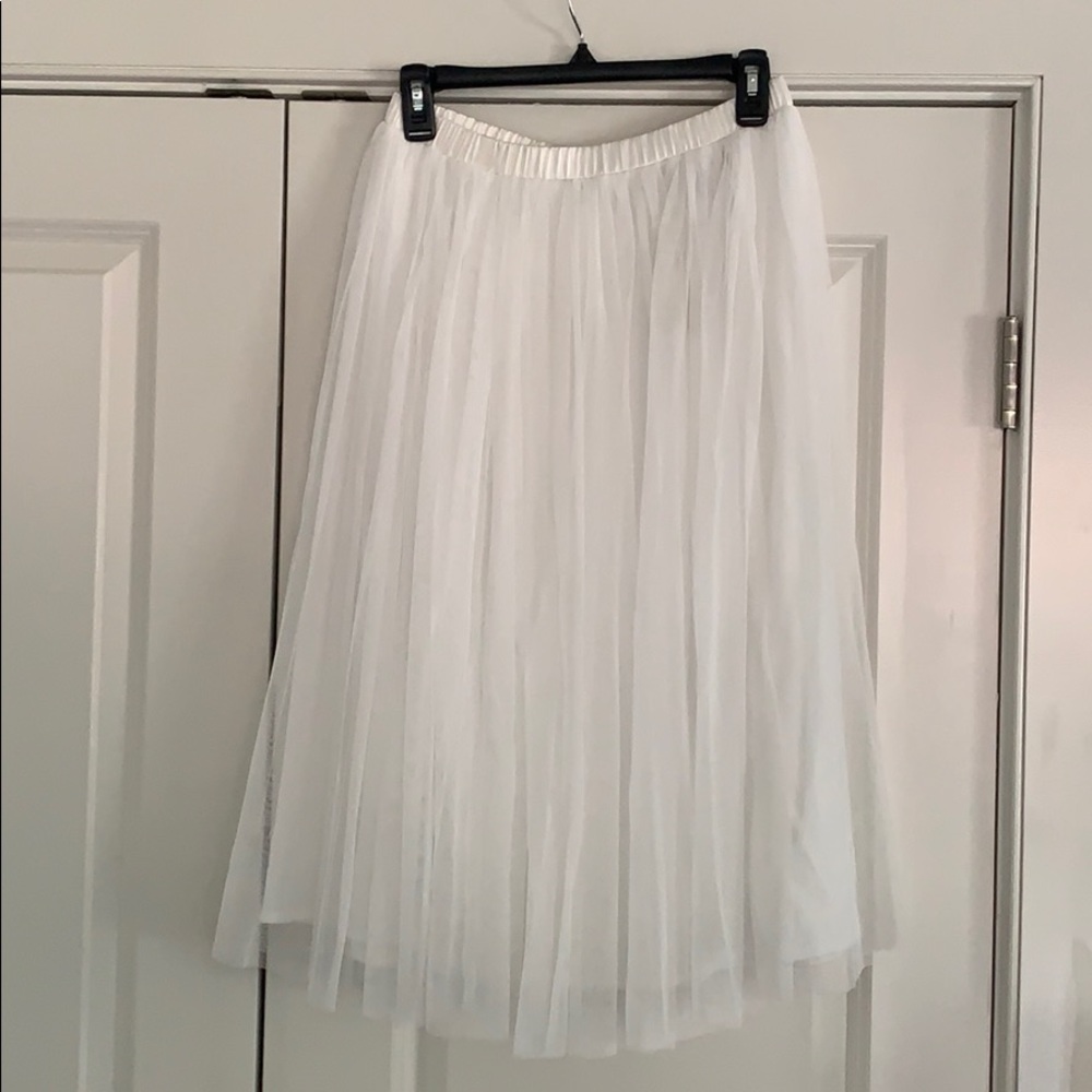 White Tulle bridal skirt